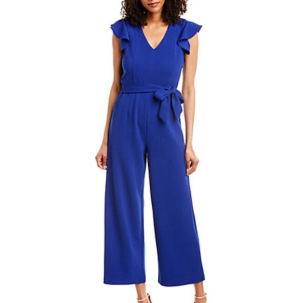 New T Tahari V neck Jumpsuit size 12